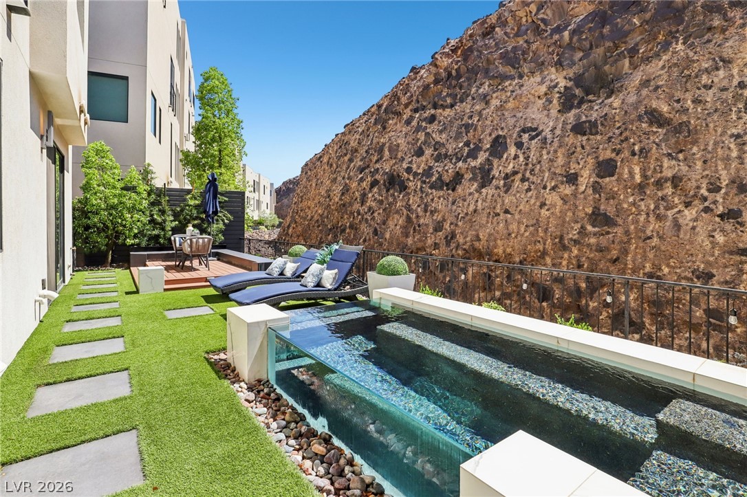 426 Tranquil Peak Court