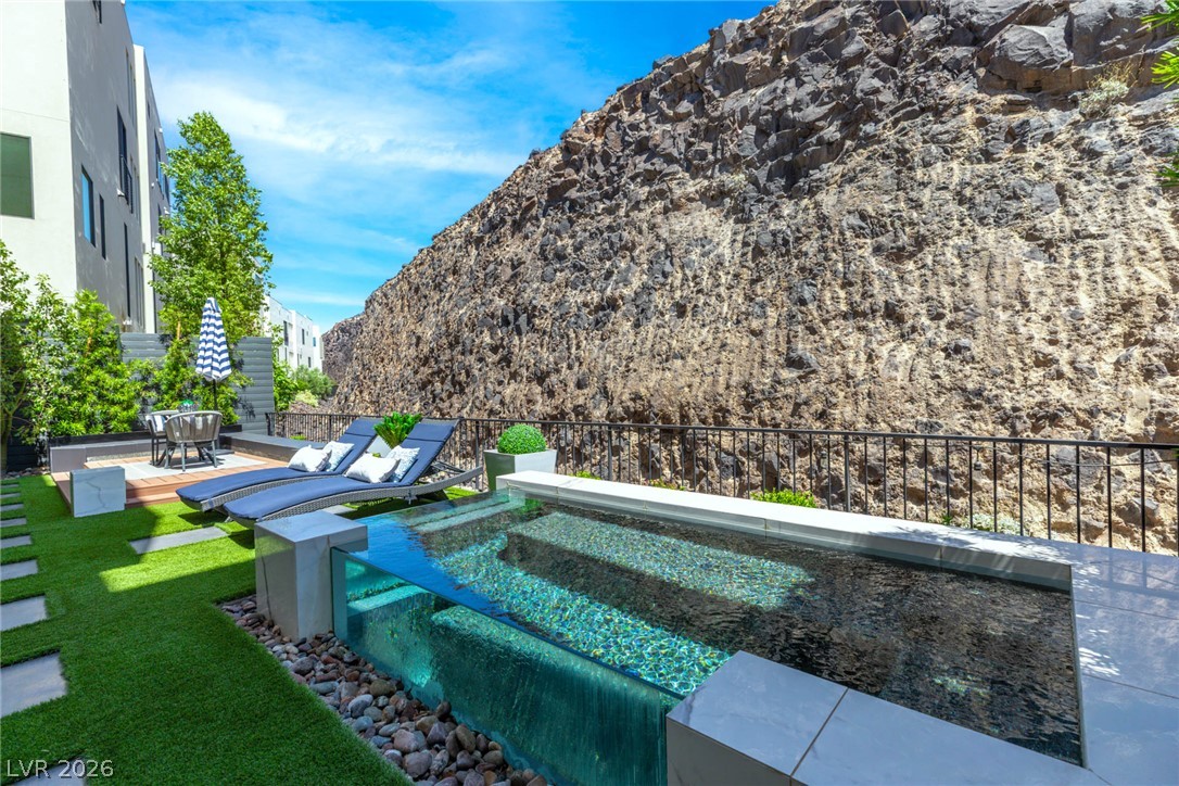426 Tranquil Peak Court