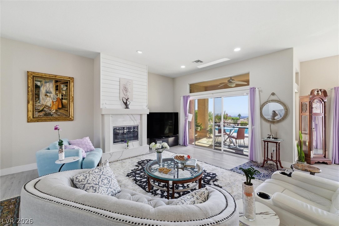 2728 Faiss Drive