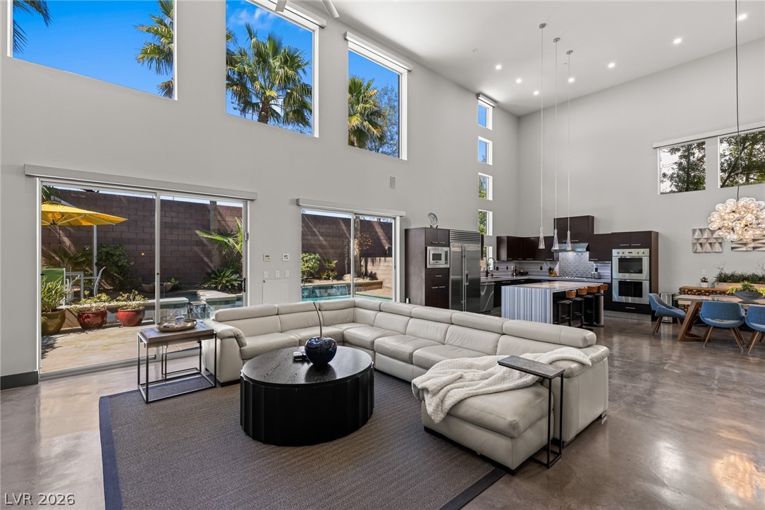 1425 Canyon Ledge Court