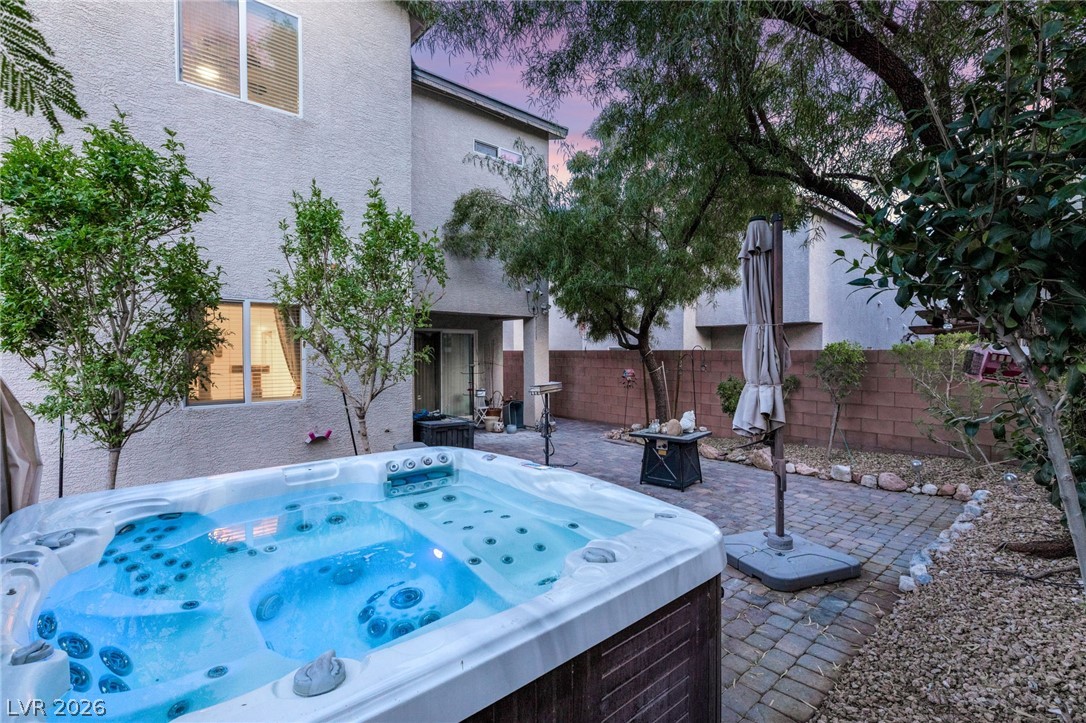 7283 Sterling Rock Avenue