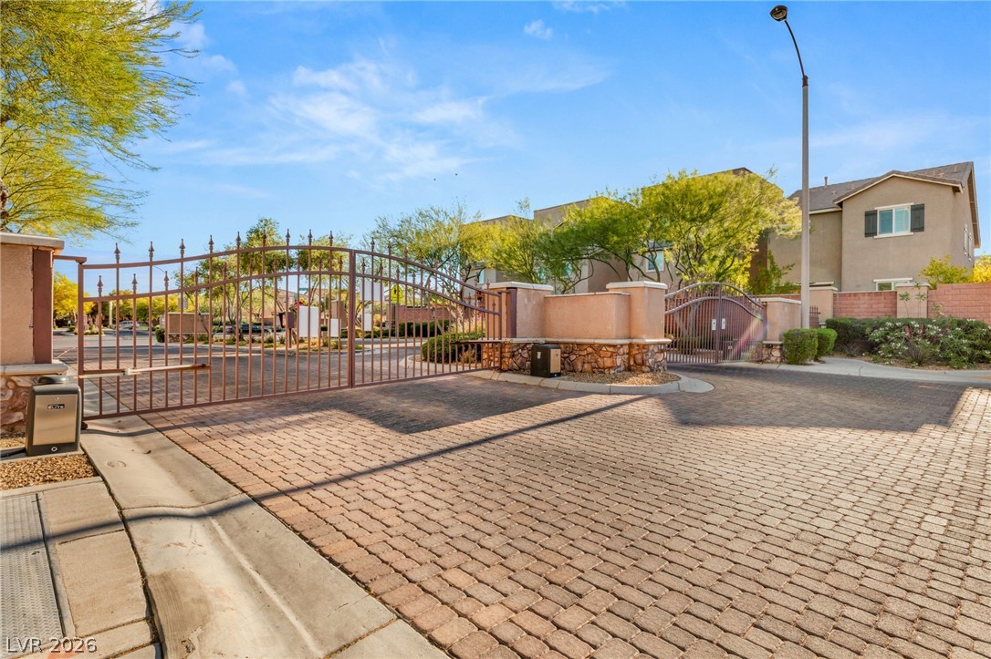 7283 Sterling Rock Avenue