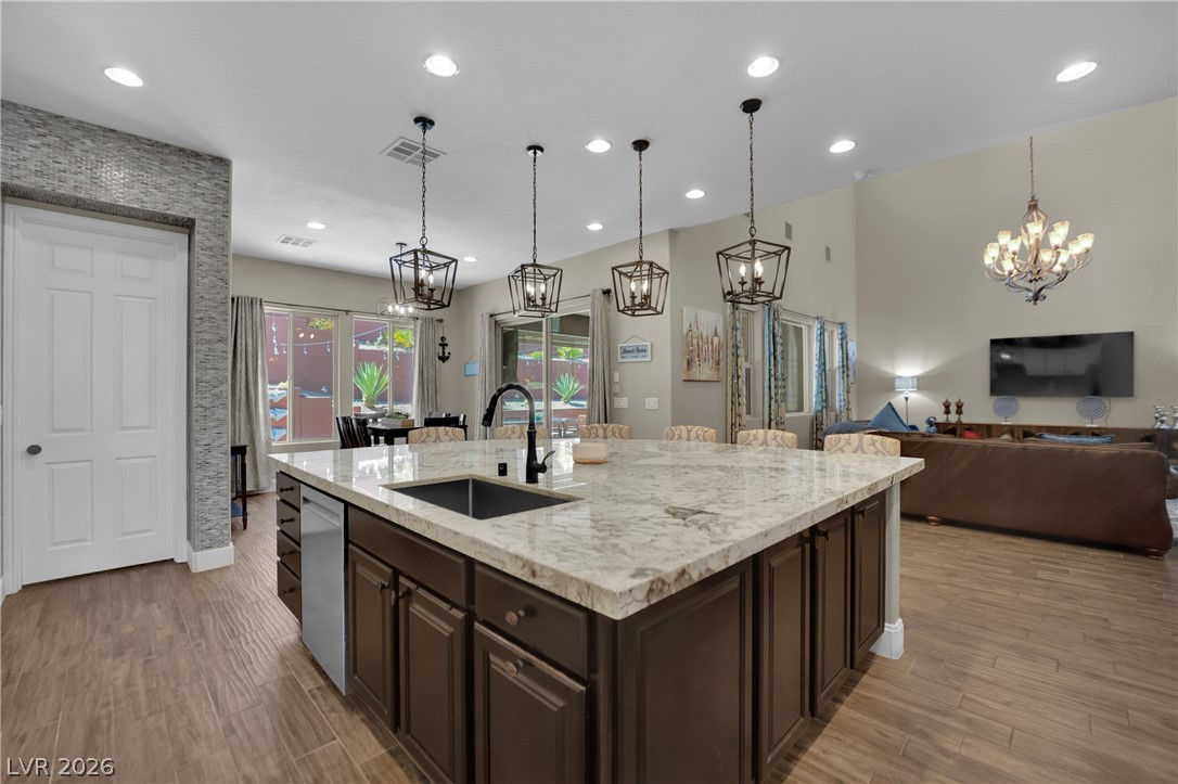 5523 Kyle Peak Court