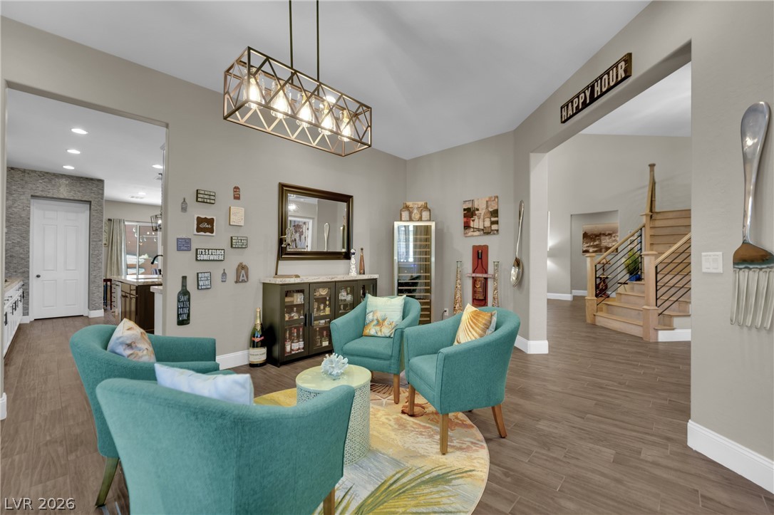 5523 Kyle Peak Court