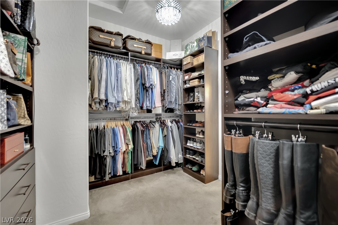 5523 Kyle Peak Court