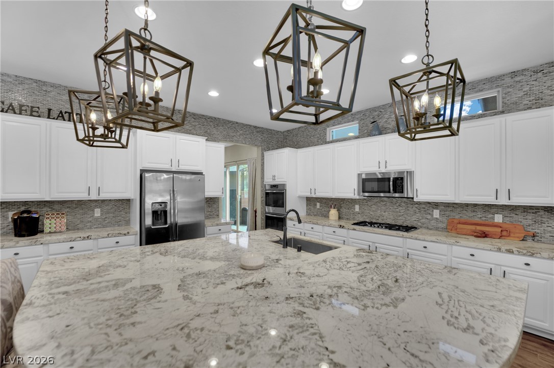 5523 Kyle Peak Court