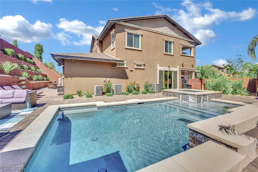 5523 Kyle Peak Court