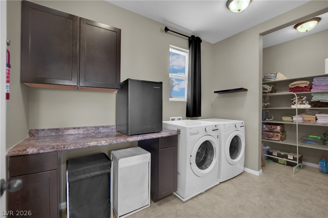 5523 Kyle Peak Court