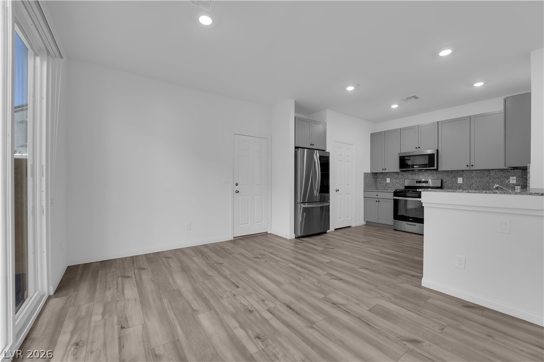 3762 Trancoso Avenue