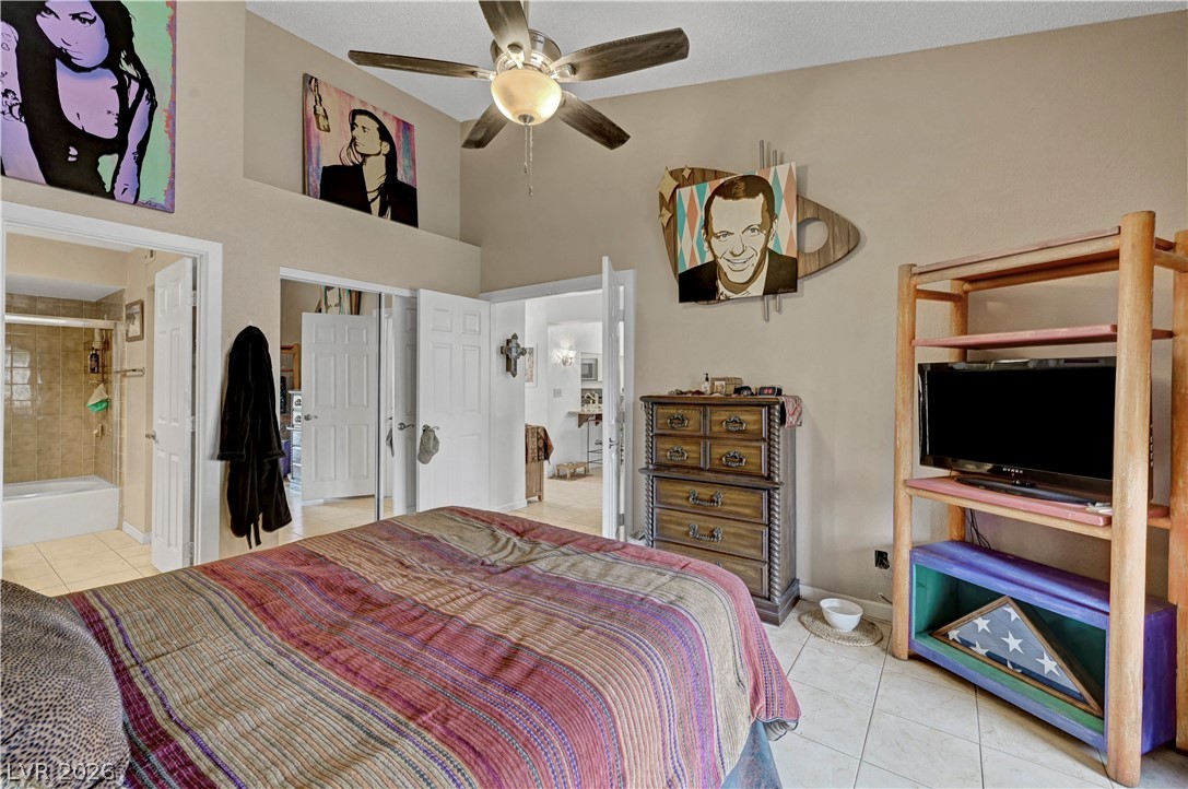 5736 Colwood Lane