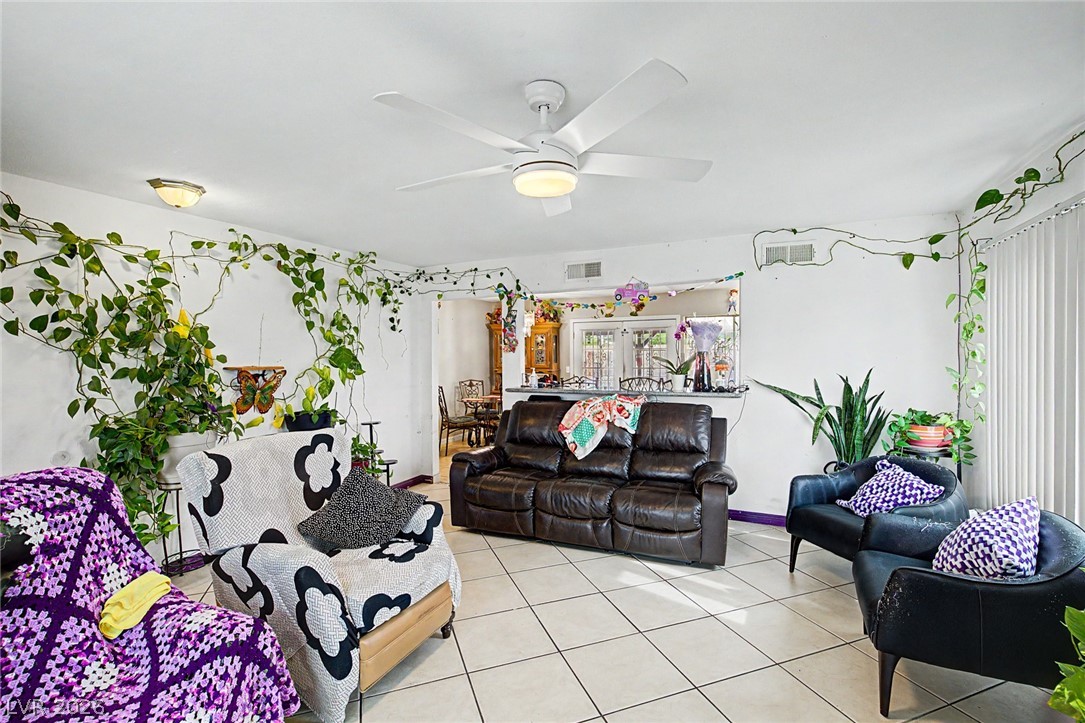 3313 Deacon Avenue