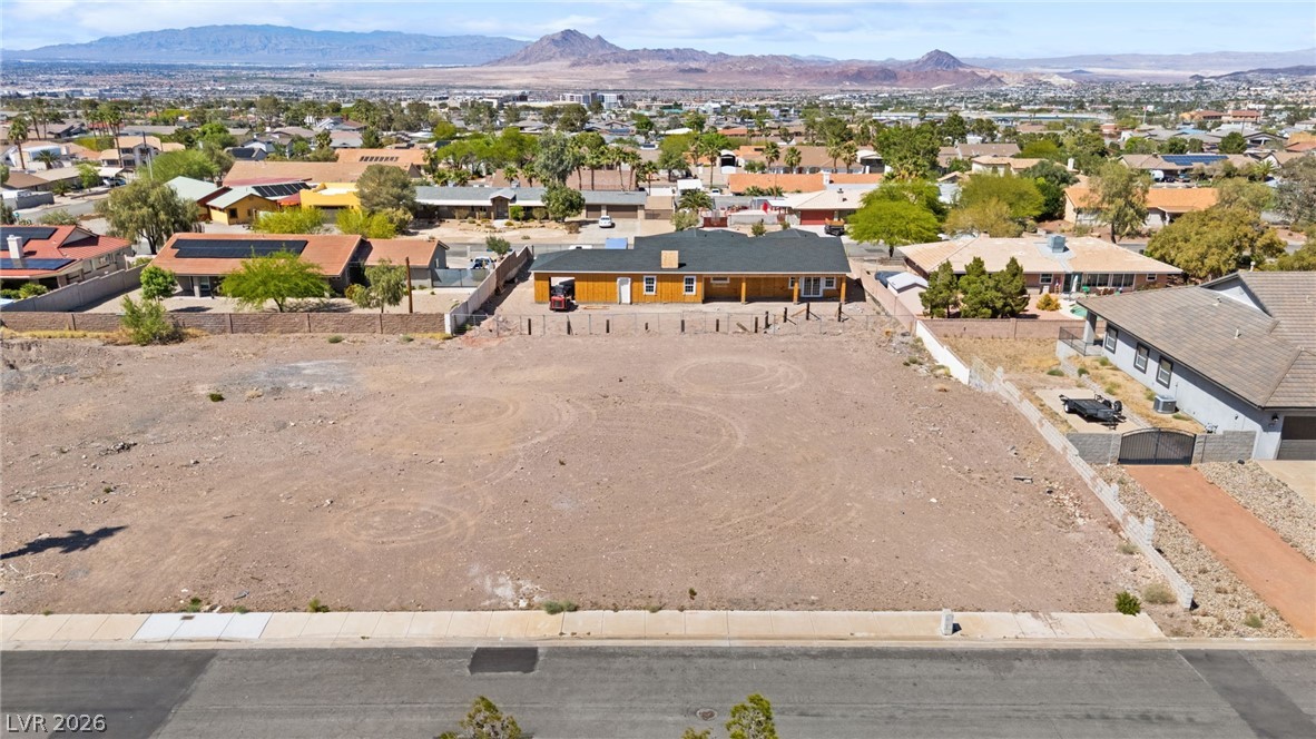 310 East Kimberly Drive