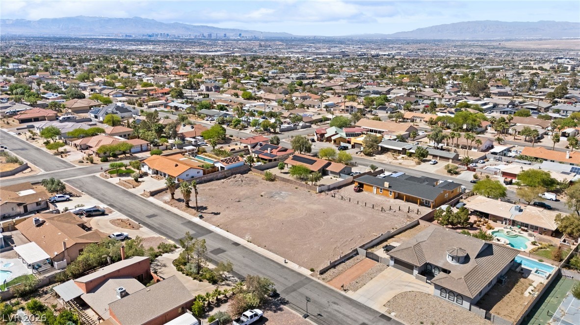 310 East Kimberly Drive