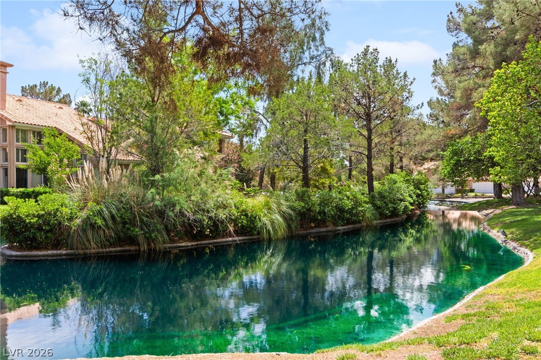 5058 Crooked Stick Way