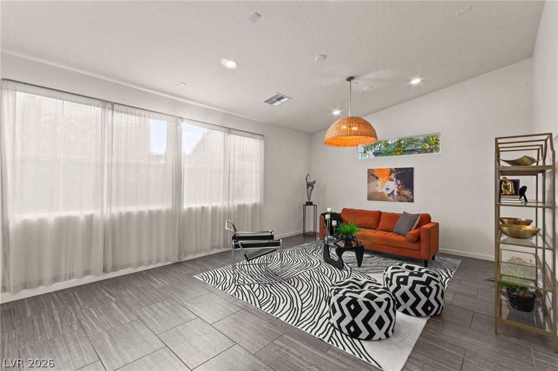 809 Langham Court
