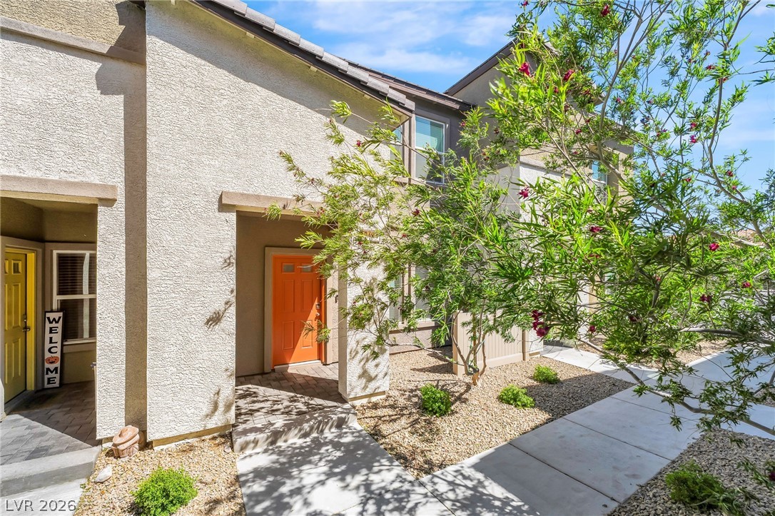 7483 Coastal Ledge Street