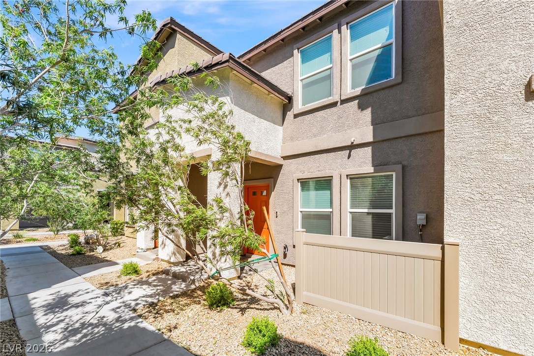 7483 Coastal Ledge Street