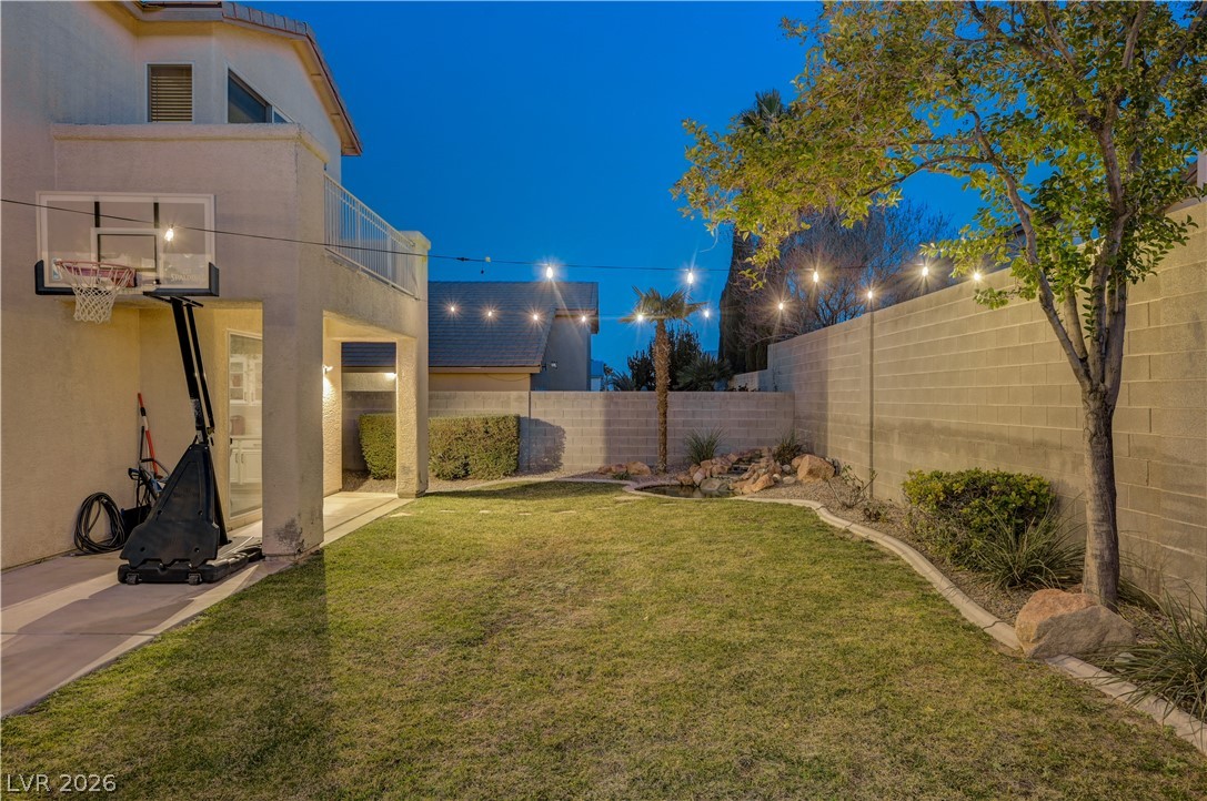 7821 Red Leaf Drive