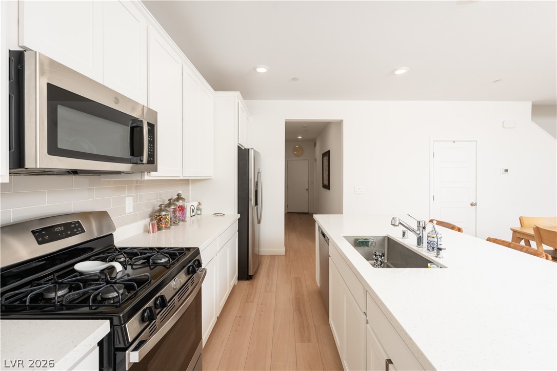 424 Isla Enclave Way