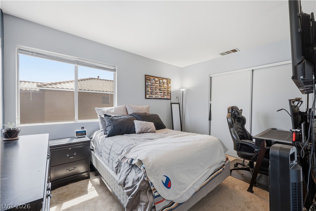 8997 Edgeworth Place