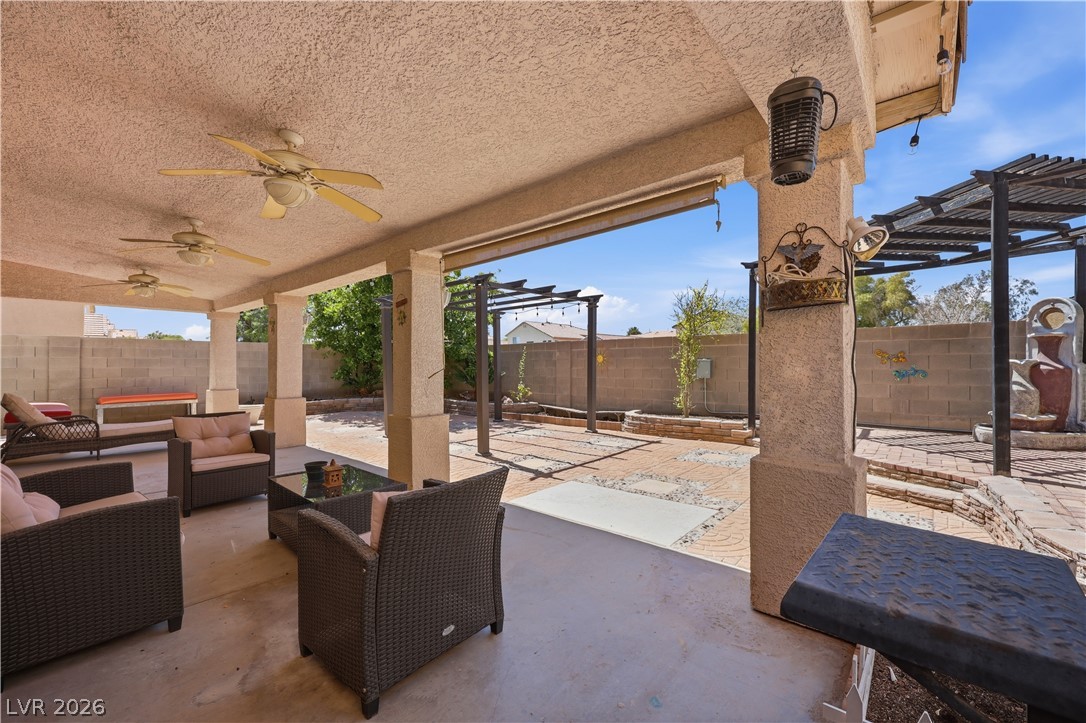 8997 Edgeworth Place