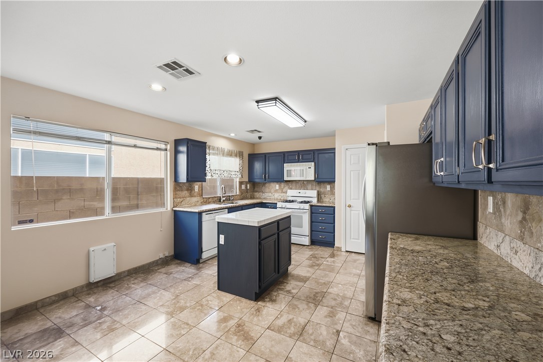 8997 Edgeworth Place