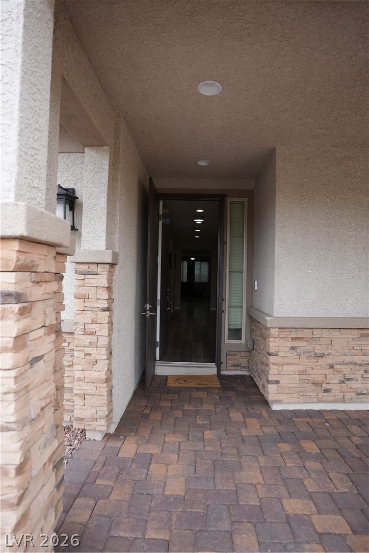 797 Drammatico Place