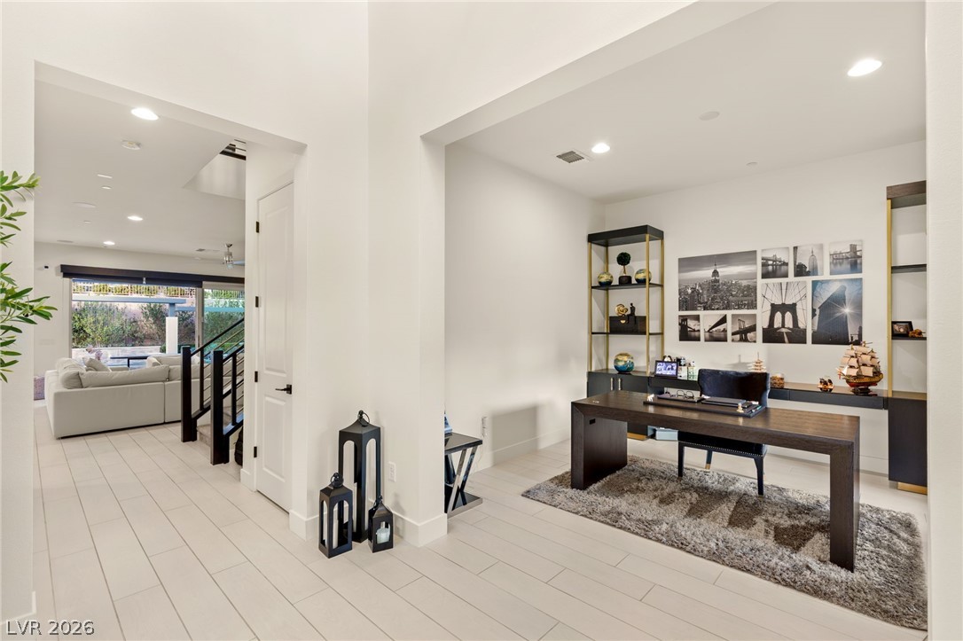 2158 Alto Vista Drive