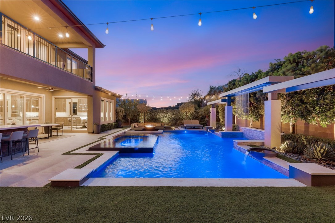 2158 Alto Vista Drive