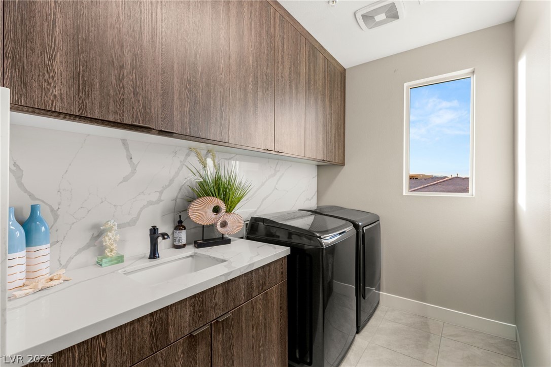 2158 Alto Vista Drive