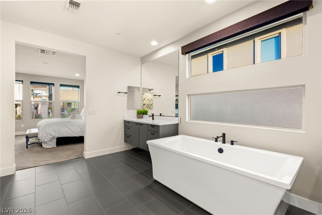 2158 Alto Vista Drive