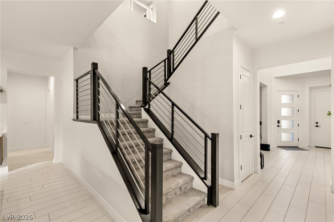 2158 Alto Vista Drive