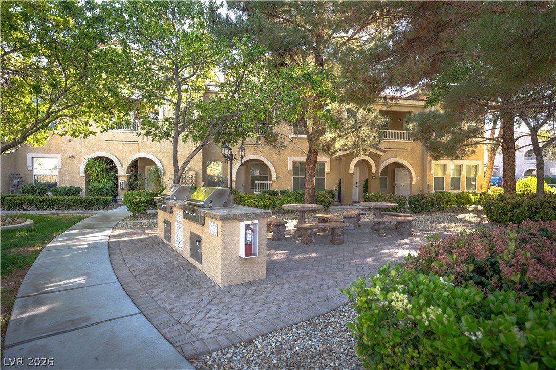 10001 Peace Way 2282