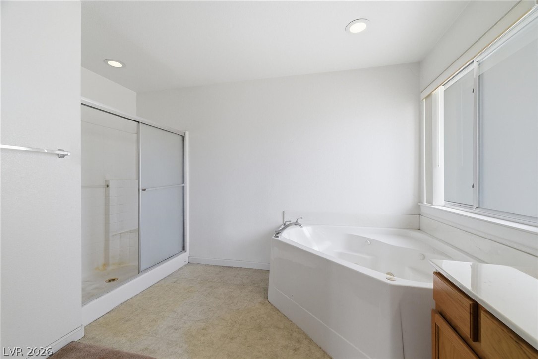 381 East Harris Farm Road