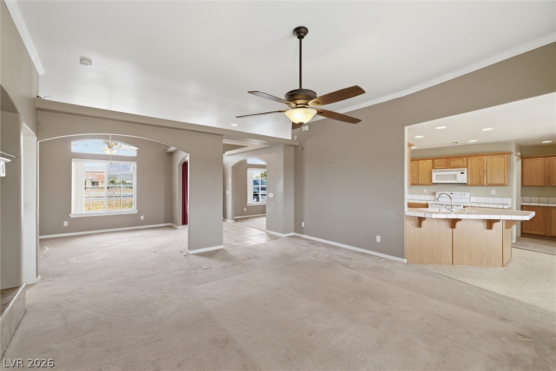 381 East Harris Farm Road