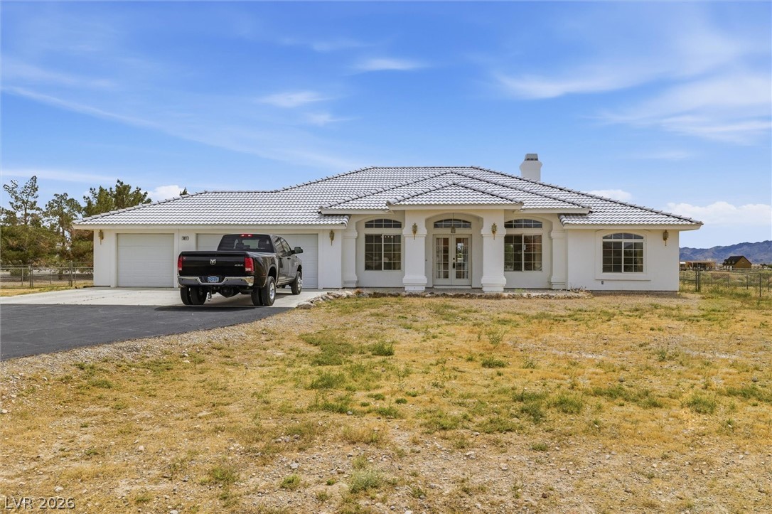 381 East Harris Farm Road