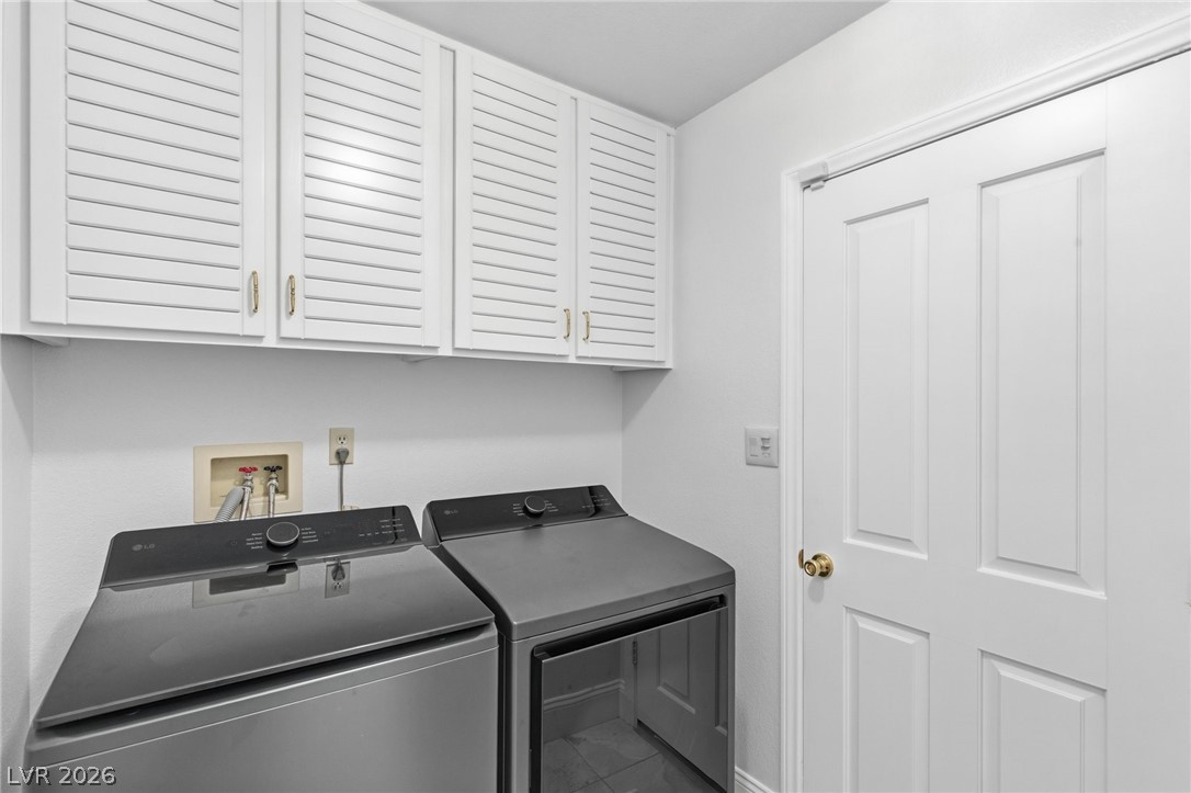 7943 Harbour Towne Avenue