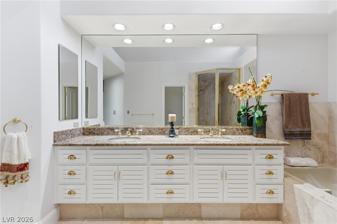 7943 Harbour Towne Avenue