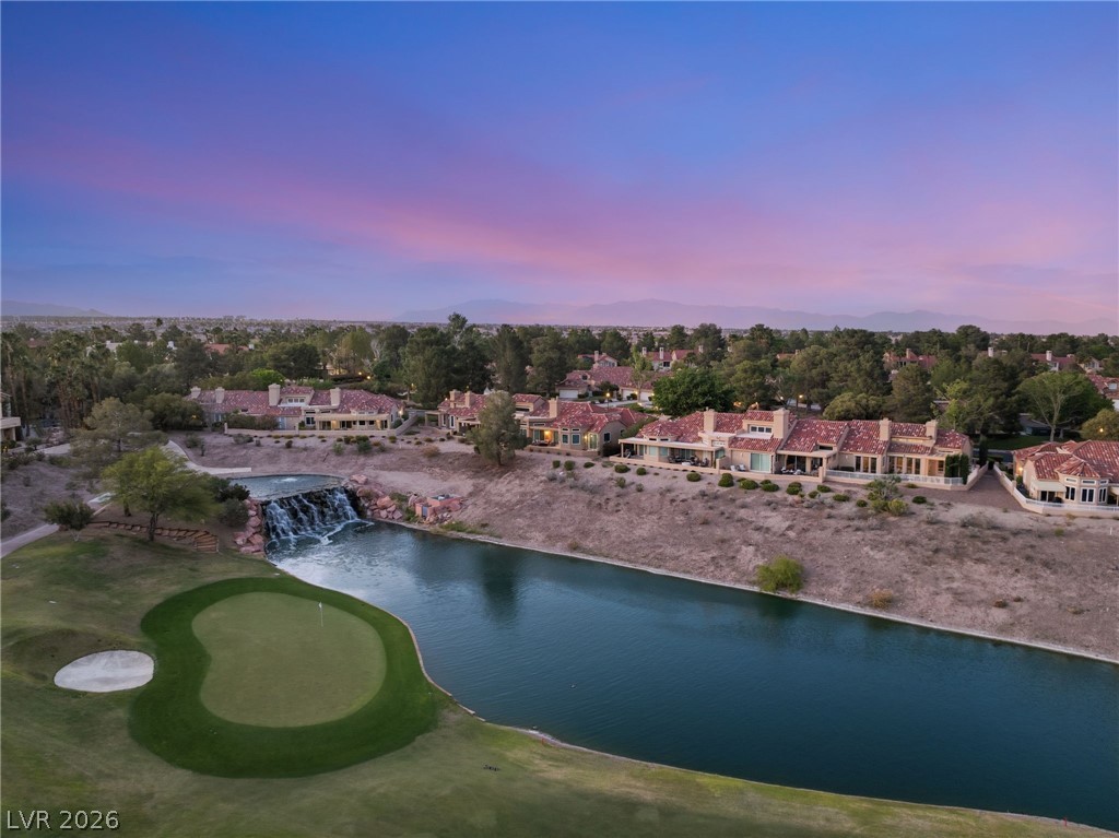 7943 Harbour Towne Avenue