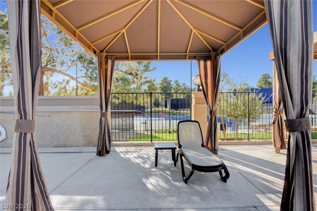 7943 Harbour Towne Avenue