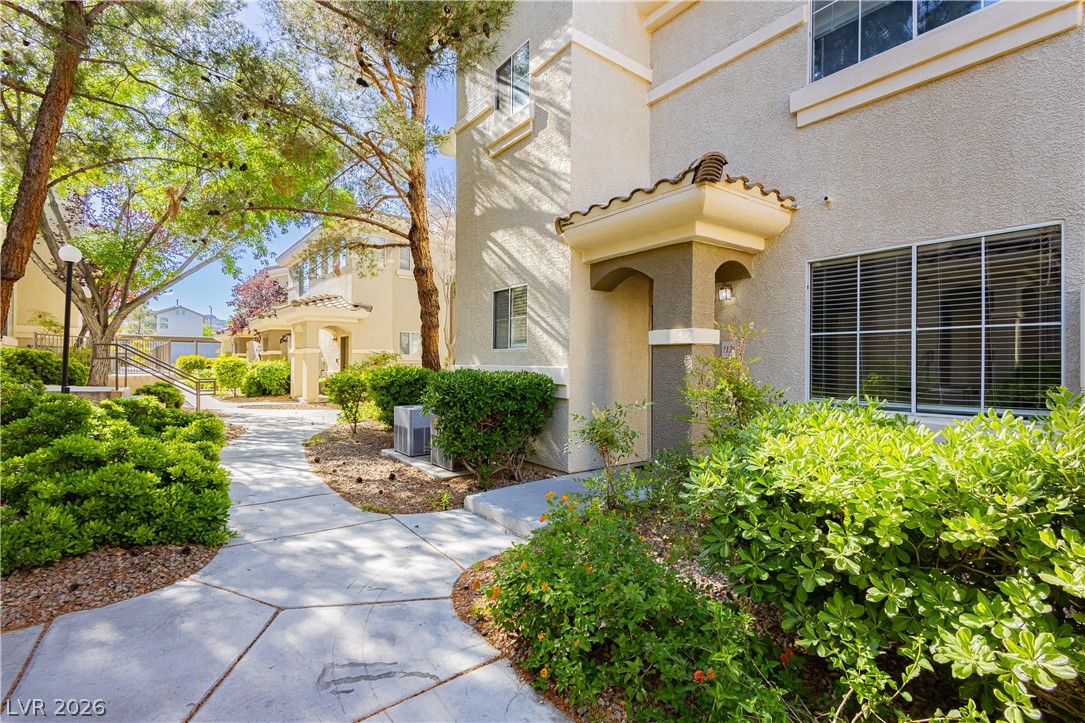 9050 West Warm Springs 1175