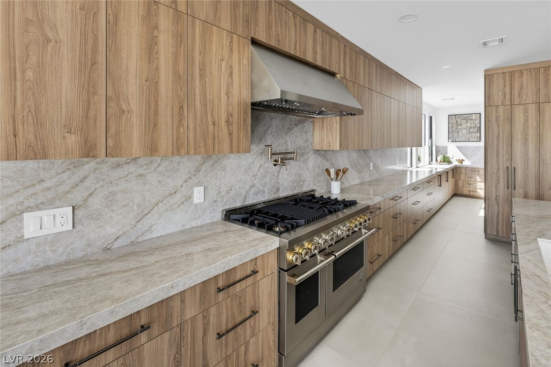 11523 Glowing Sunset Lane