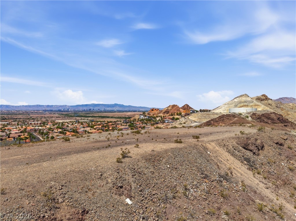 1003 Feather Point Court
