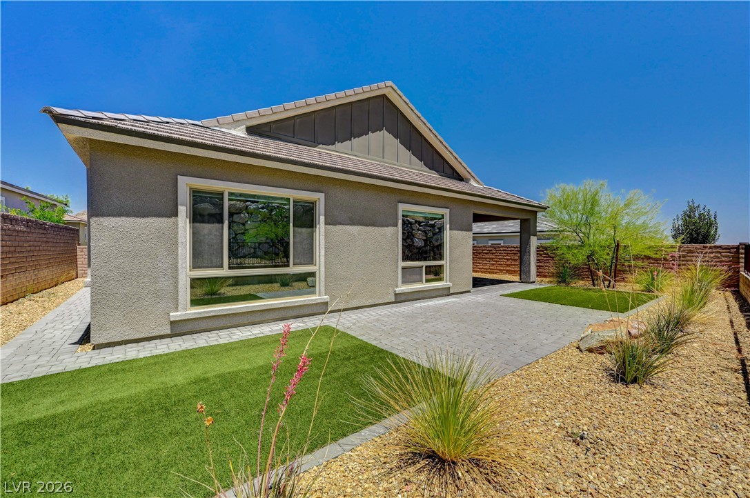 11121 Red Yucca Drive