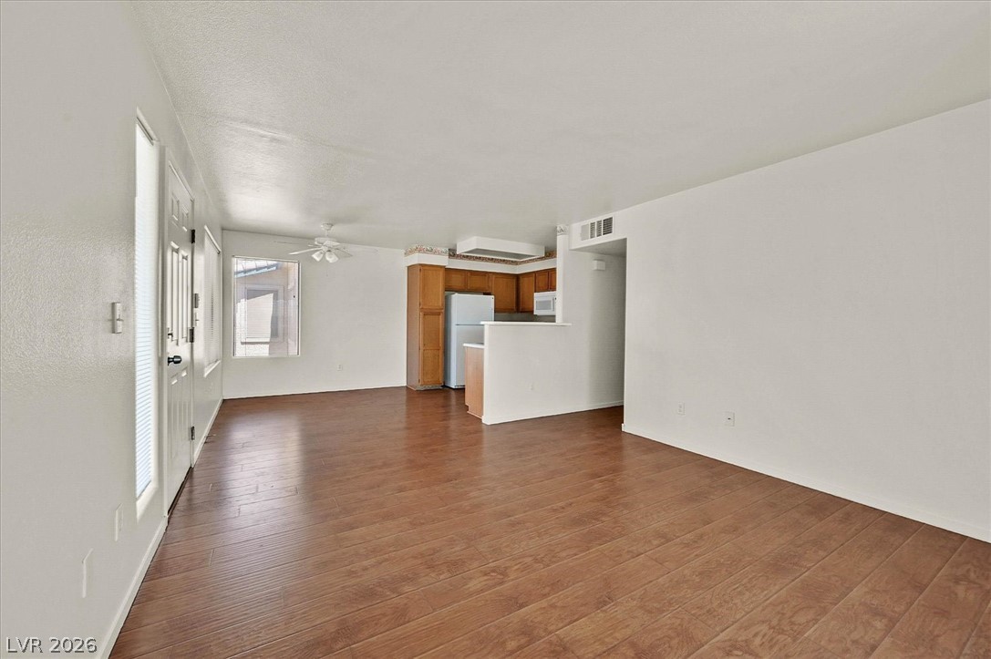 3425 East Russell Road 224