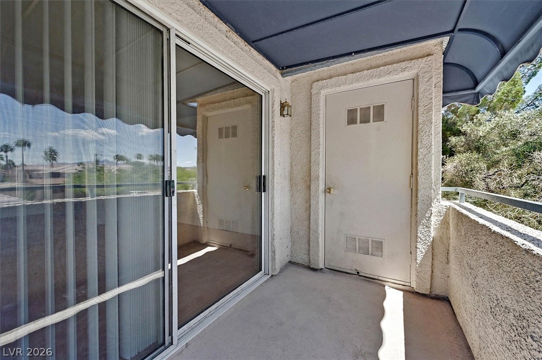 3425 East Russell Road 224