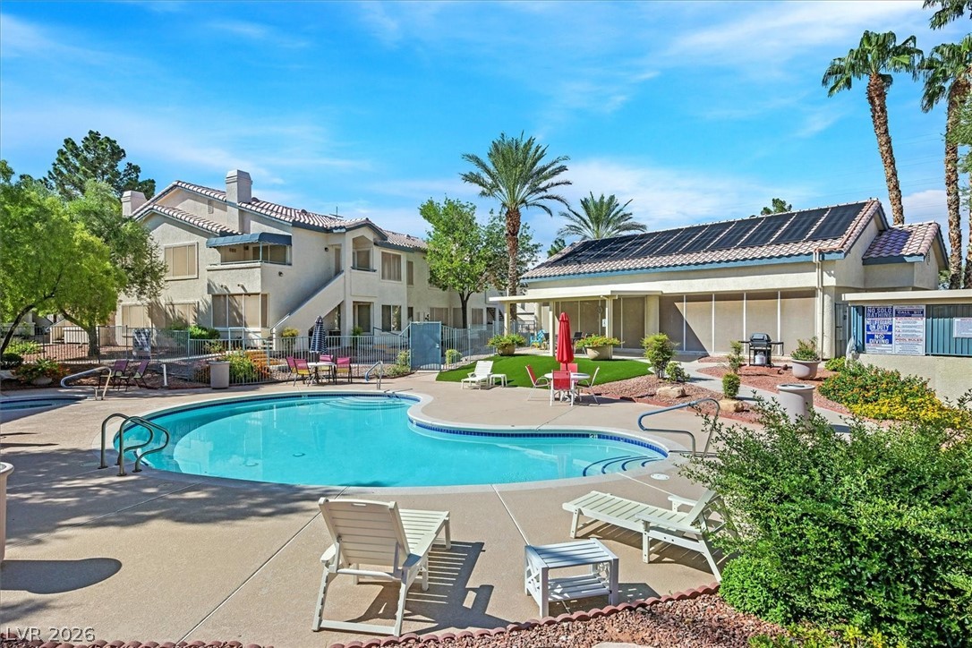 3425 East Russell Road 224