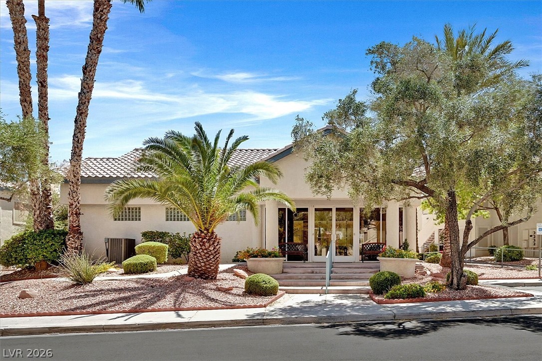 3425 East Russell Road 224