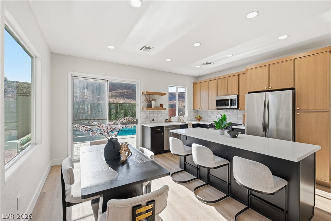 83 Rock Run Street