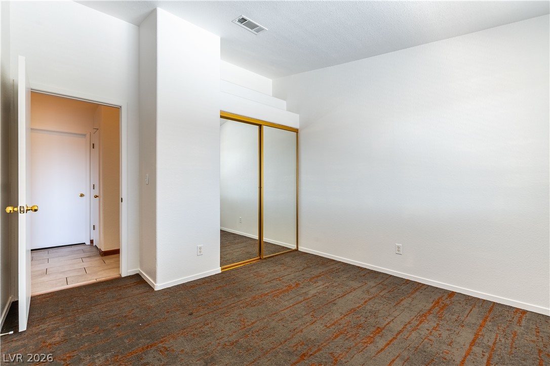 2110 Los Feliz Street 2014
